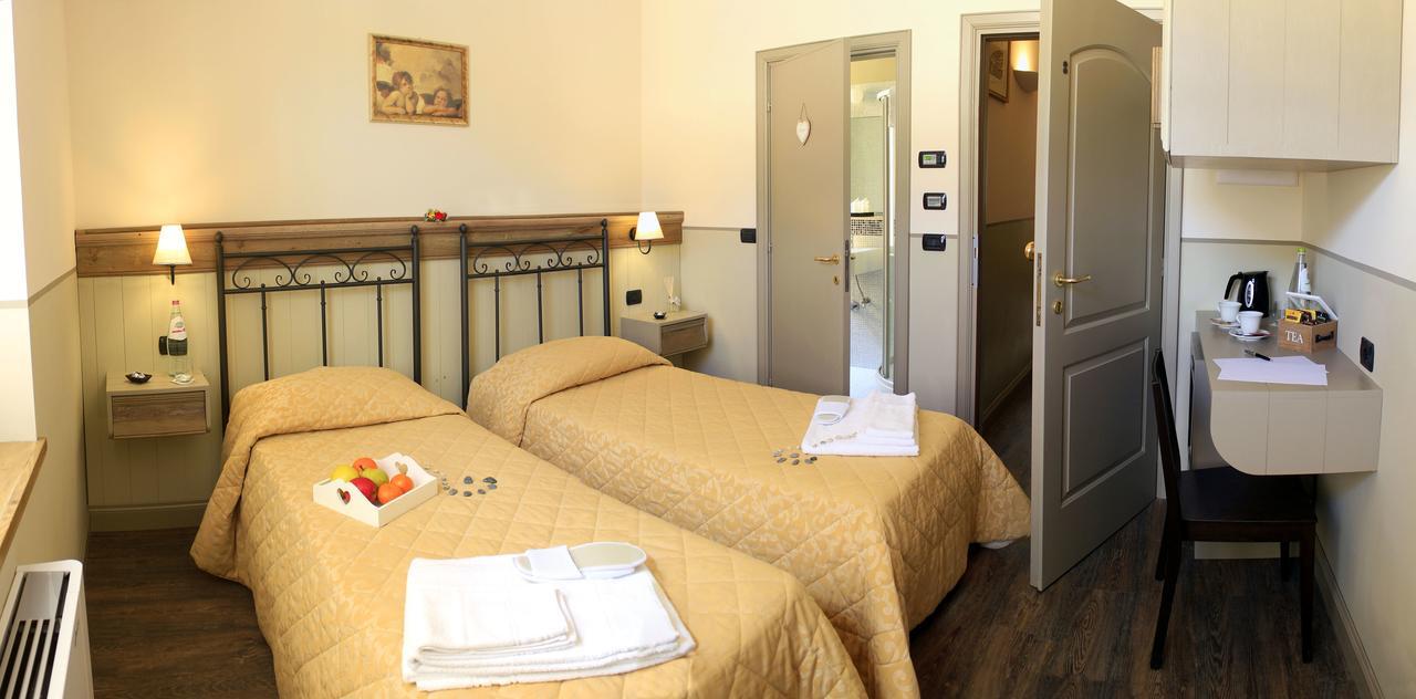Albergo Benito Норча Экстерьер фото